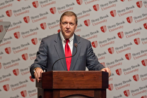 President Stanley’s plan to address deficit draws ire of faculty